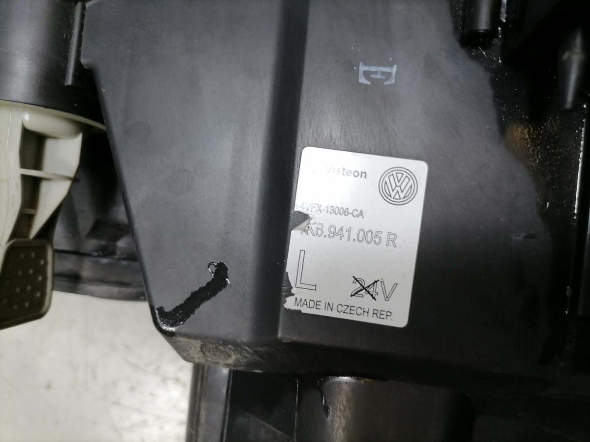 VW Golf 5 original Scheinwerfer vorn links Halogen Bj.2004